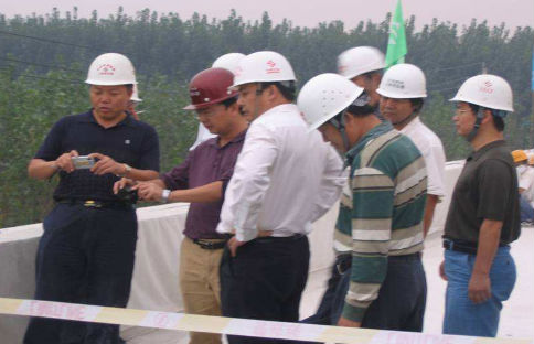 京滬高冬季噴涂聚脲防水施工技術(圖1) 京滬高冬季噴涂聚脲防水施工技術