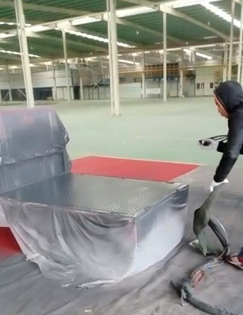 聚脲噴涂機品牌哪個好卡車防腐耐磨噴涂聚脲(圖1) 聚脲噴涂機品牌哪個好卡車防腐耐磨噴涂聚脲