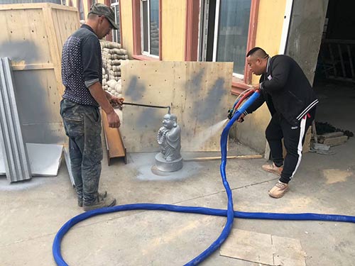 泡沫雕塑上面噴聚脲結實嗎 高壓聚脲噴涂機