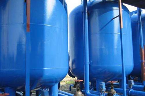 除鹽水箱聚脲噴涂防腐施工