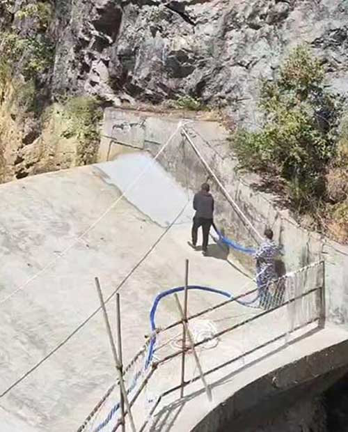 聚脲噴涂施工 混凝土防水防滲小型高壓噴涂機(圖2) 混凝土防水防滲聚脲噴涂施工